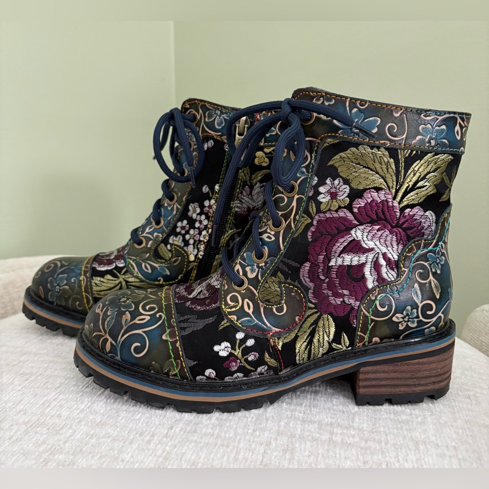 L’Artiste Fantastic Blue Multi Bootie